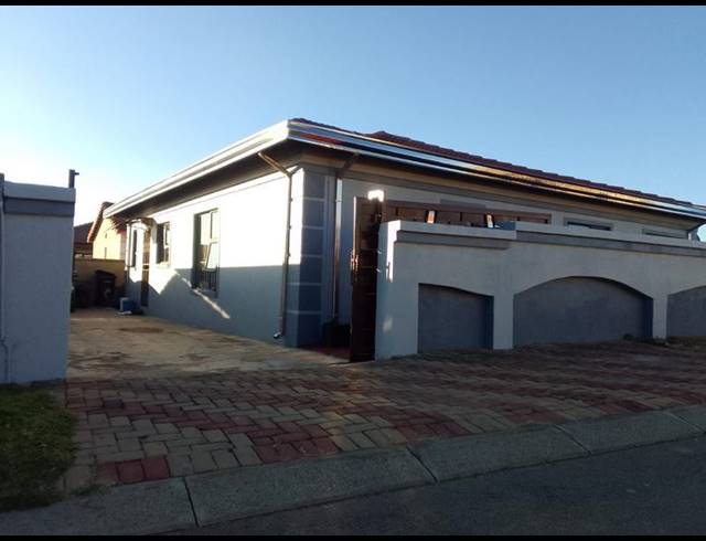 3 BEDROOM HOUSE FOR SALE IN WINDMILL PARK